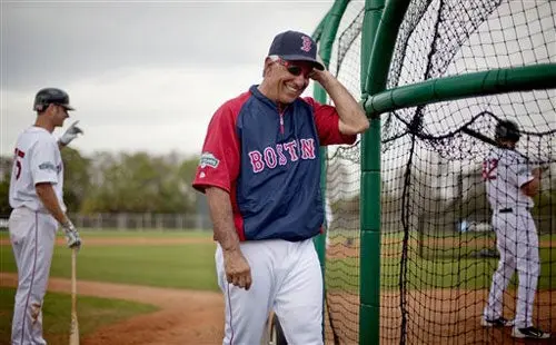 Francona crítica ley seca impuesta en Medias Rojas