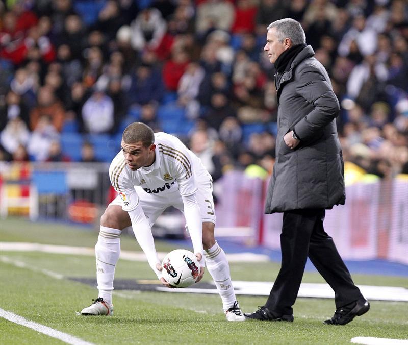 Los pupilos de Mourinho se mostraron superiores en el terreno de juego. FOTO: EFE