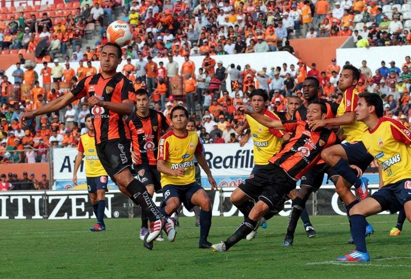 Jaguares no dio oportunidad de Morelia | MEXSPORT