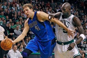 Nowitzki le da la victoria a los Mavericks 90-85 sobre Celtics