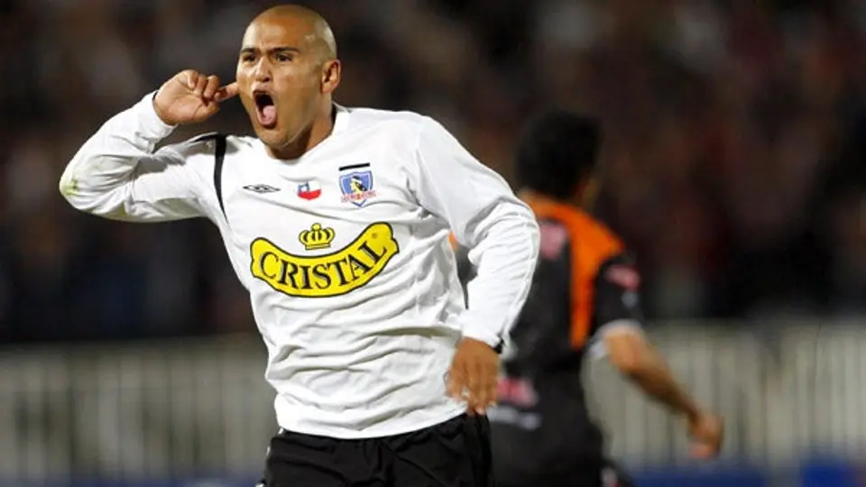 Ahora es Colo-Colo quien estaría dispuesto a comprar a Suazo