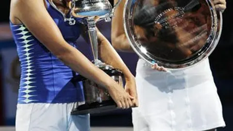 Azarenka, se lleva Australia y el primer puesto de la WTA