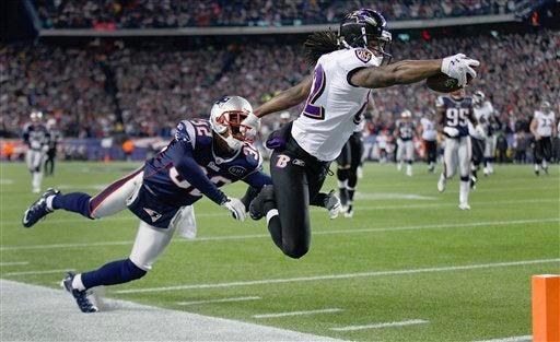 Torrey Smith hacia la zona para touchdown. FOTO: AP