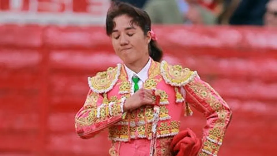 Hilda Tenorio destaca en corrida femenil de la Temporada Grande