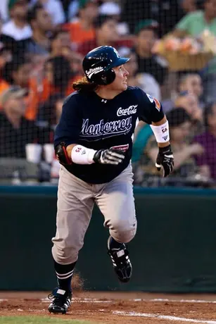 Sultanes inicia la temporada con triunfo