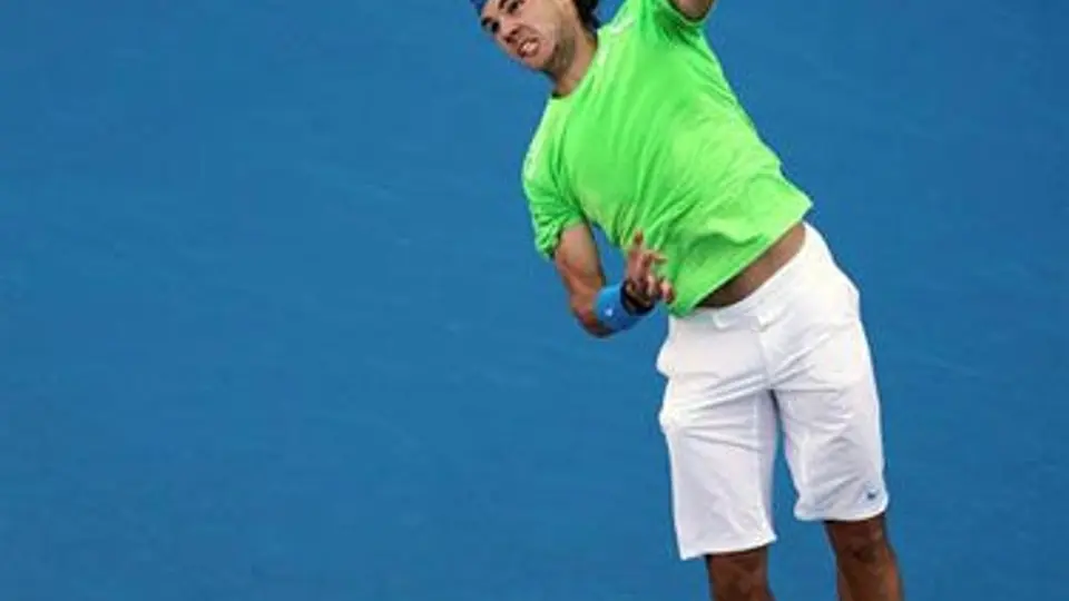 Nadal cambio de raqueta para volver a los primeros planos