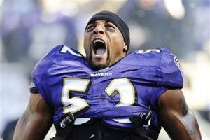 Michael Phelps afirma que Ray Lewis revivió su pasión por nadar