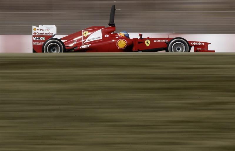 Fernando Alonso, de Ferrari, durante la prueba. FOTO: EFE