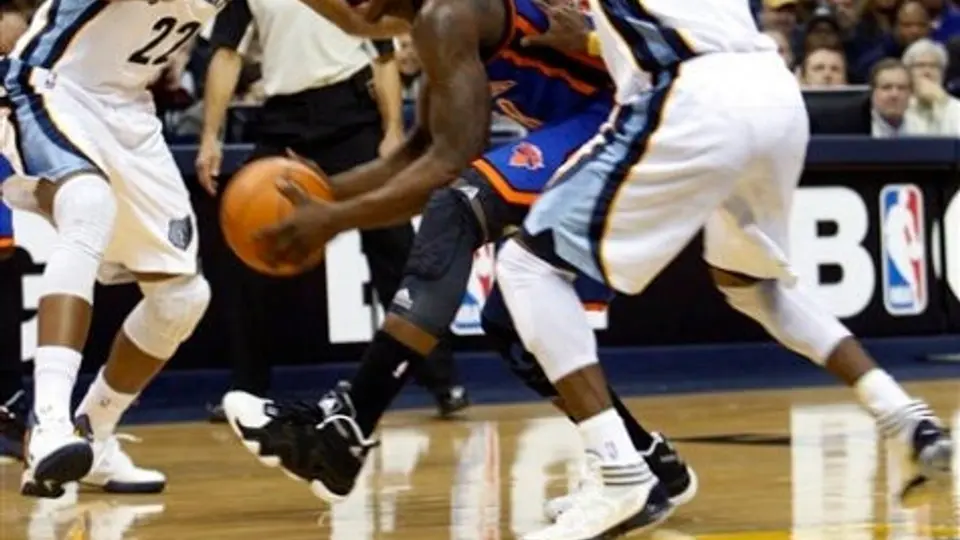 Knicks cortan racha de cuatro victorias al perder con Memphis