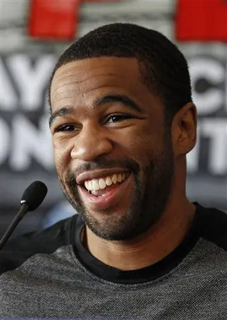 Peterson da positivo en control antidopaje y pone en duda revancha ante Khan