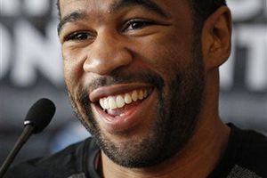 Peterson da positivo en control antidopaje y pone en duda revancha ante Khan