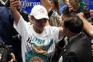 Mariana Juárez gana sin despeinarse