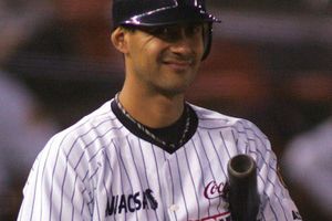 Luis Alfonso García encabezó la victoria de Rakuten en el beisbol japonés