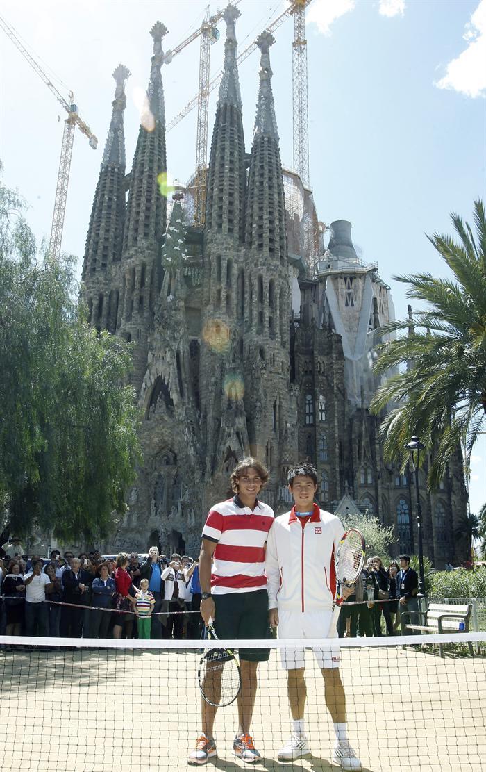 Los tenistas promocionan el trofeo Godó-Barcelona. FOTO: EFE