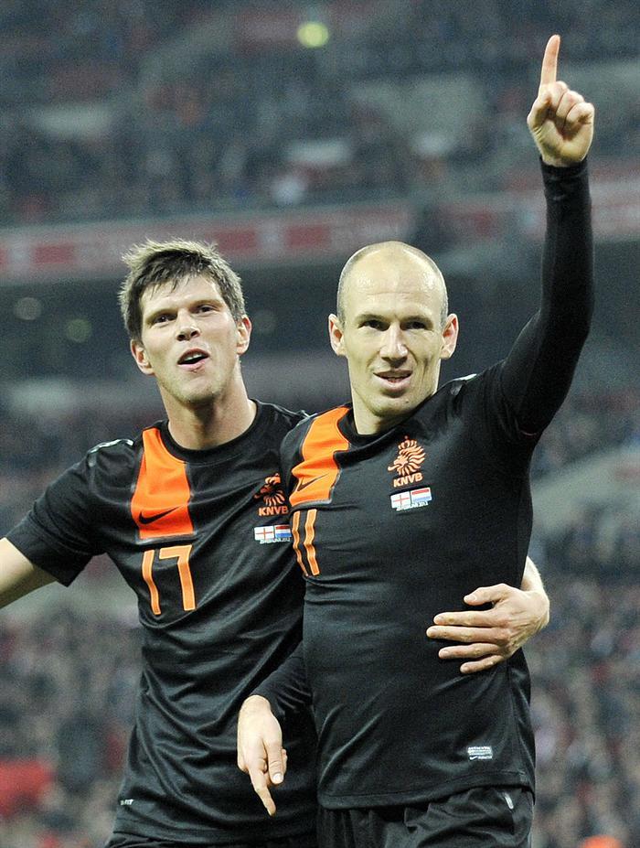 Holanda vence a Inglaterra en el amistoso 2-3. FOTO: EFE