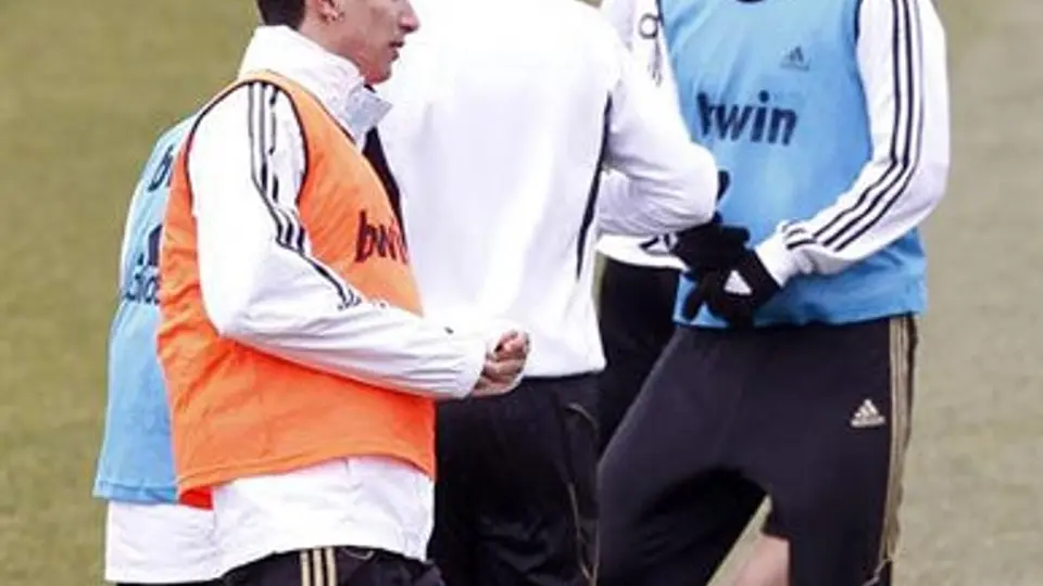 Di María, convocado ante Barça pese a no estar al cien