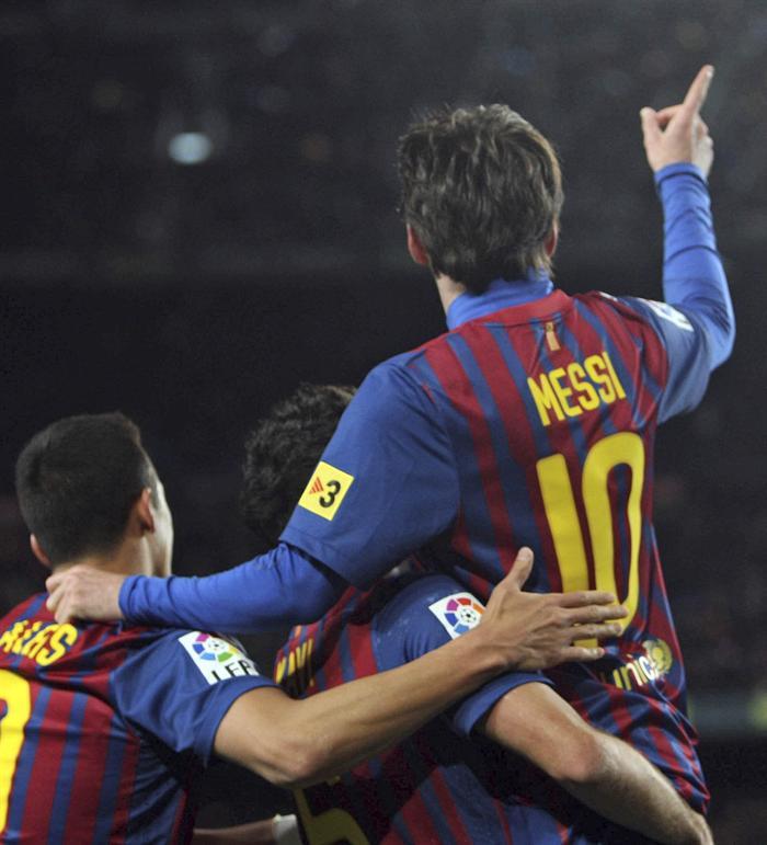 Messi festejó el primer tanto al minuto 17 y empata la marca de goles con el club que tenía César con 232; Barça. FOTO: EFE