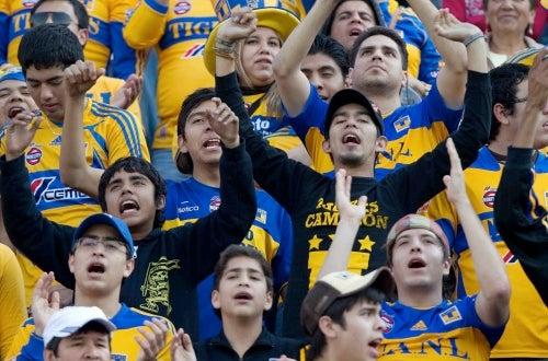 La afición felina como siempre al pie del cañón (FOTO: MEXSPORT)
