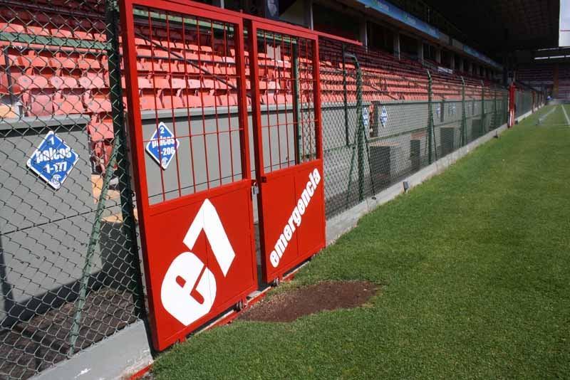 Se abrieron 14 puertas que dan al terreno de juego. FOTO: ALEJANDRO FLORES