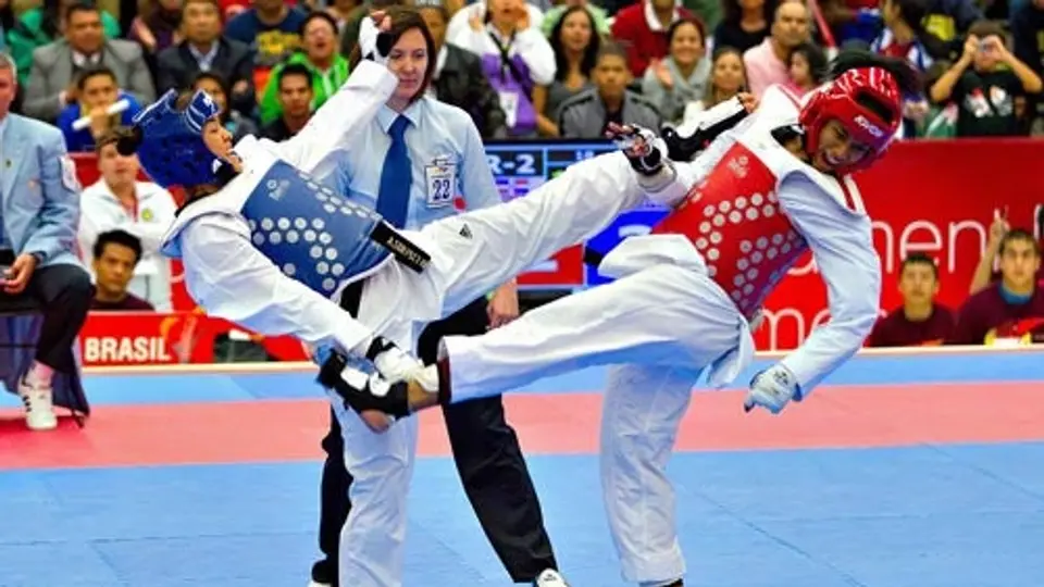 Espinoza, Acosta y Robles se cuelgan el Oro en abierto de Taekwondo