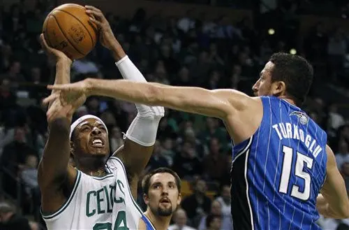 Celtics vencen claramente al Magic 87-56