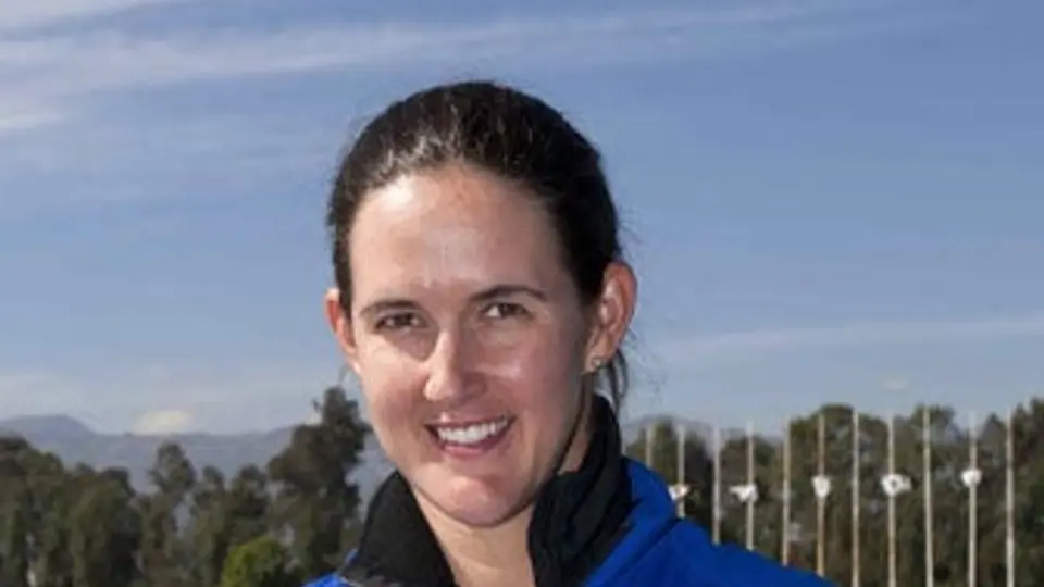 Debora Oakley se clasifica a JO en remo