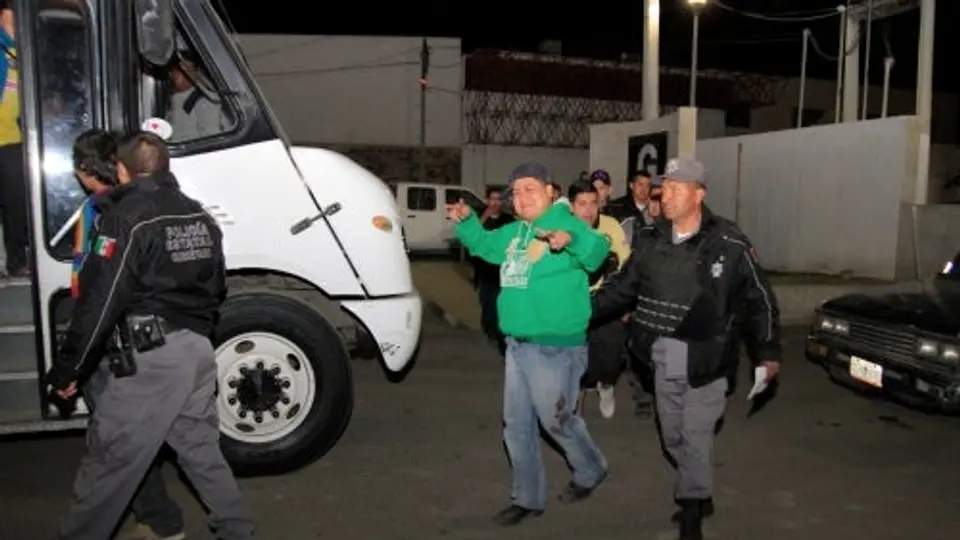 Fallece aficionado de 16 años al término del Querétaro-América