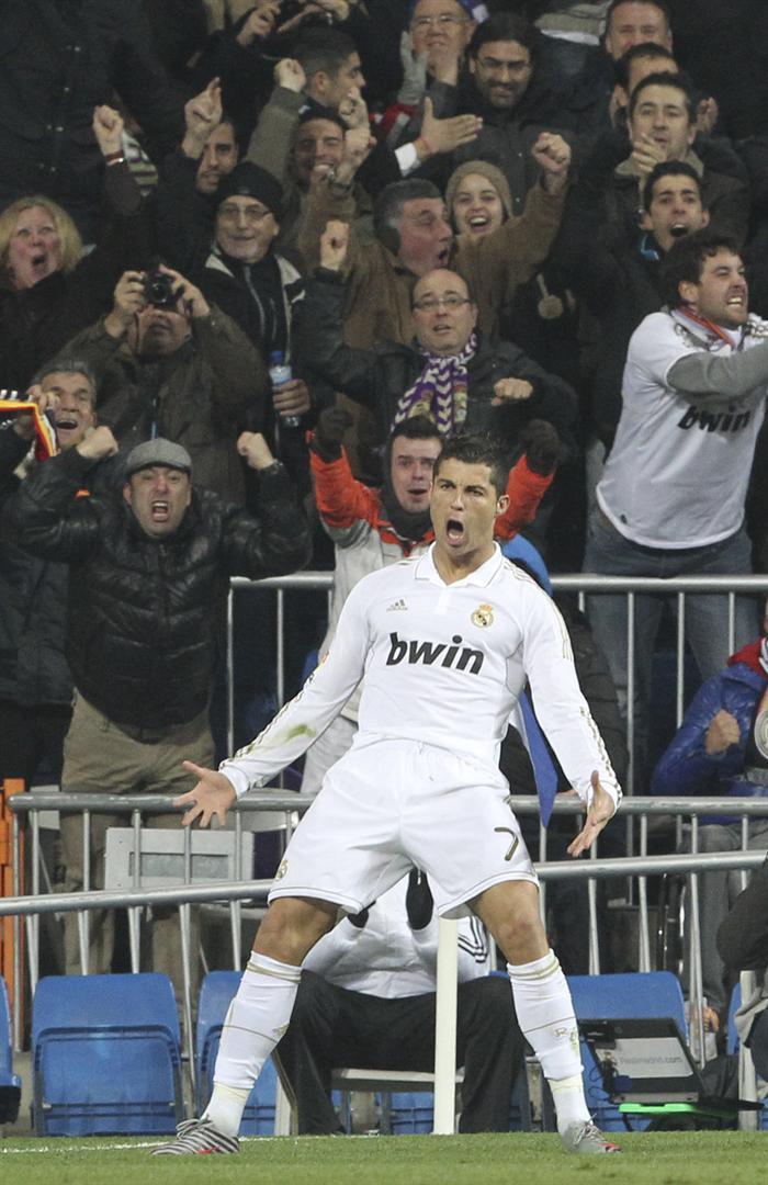 CR7 abrió el marcador para los merengues. FOTO: EFE