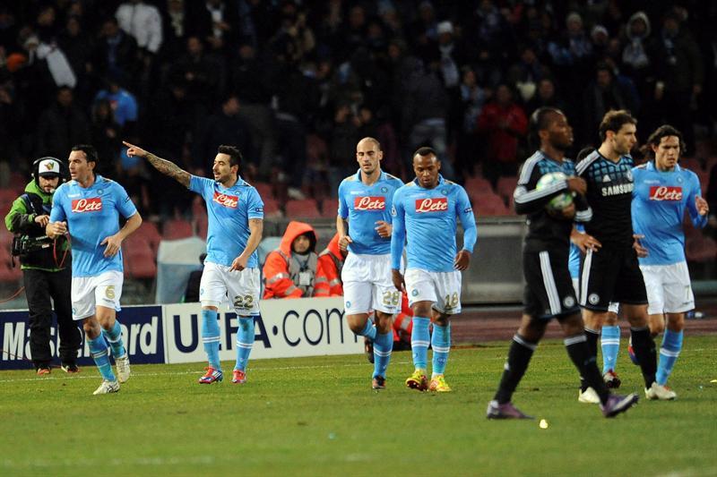 Ezequiel Lavezzi festeja su tanto al 22'.FOTO: EFE