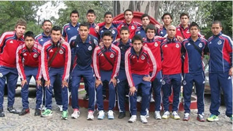 Tercera División de Chivas jugará torneos en Chile y Brasil