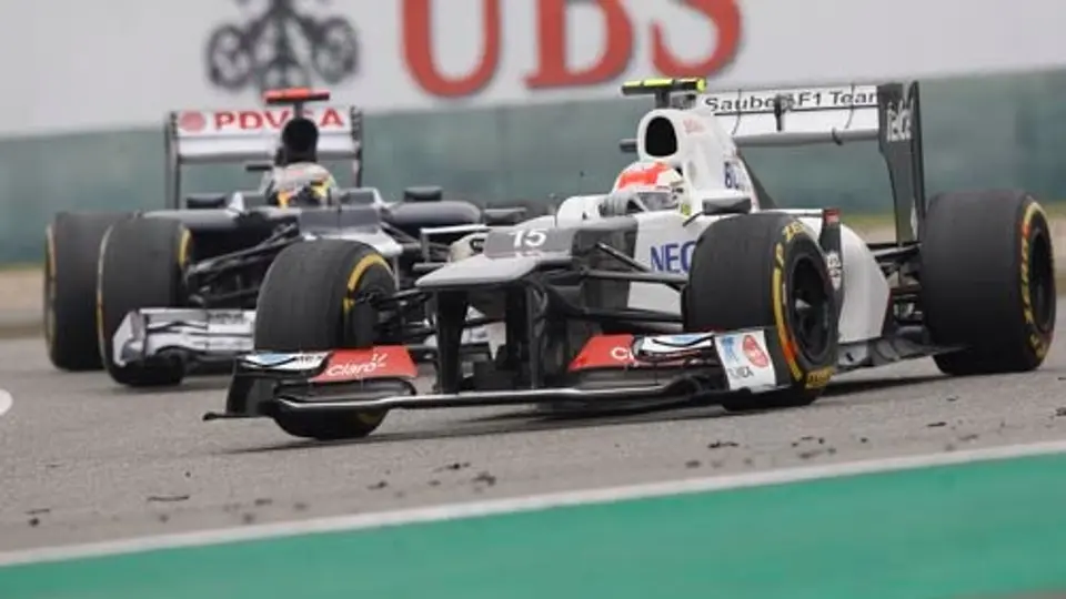 Úndecimo lugar para Checo en P1 de Bahrein