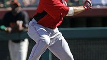 Votto pacta contrato de 12 años con Cincinnati