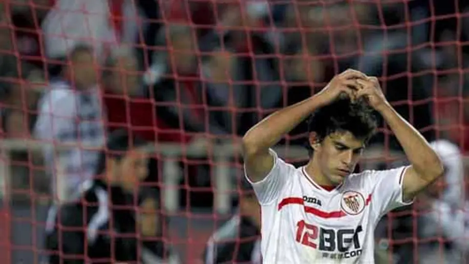 Perotti se ve involucrado en una riña con aficionado