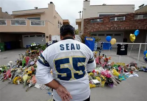 San Diego, se conmociona por la muerte de Seau