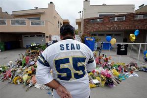 San Diego, se conmociona por la muerte de Seau