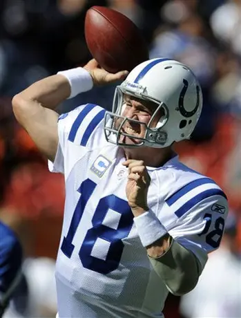 Manning firma por 96 millones con Denver