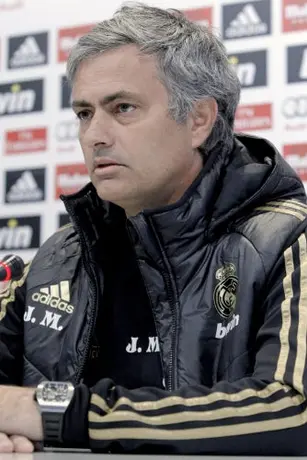 "En el vestuario he escuchado que es imposible ganar en el Camp Nou": Mou
