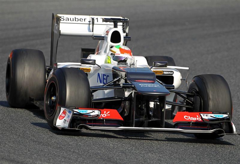 El mexicano consiguió ser el tercero más veloz con 1m 23.820s en el Circuito de Catalunya. FOTO: EFE