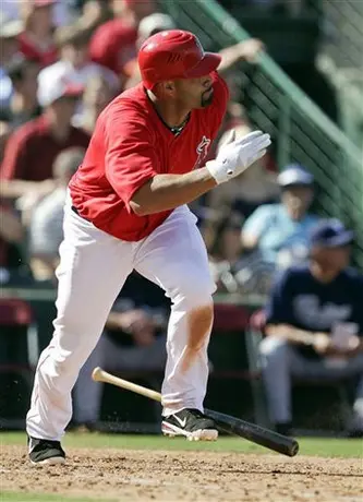 Pujols sigue encendido con Angelinos