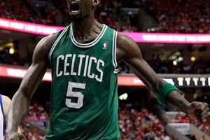 Celtics pone la serie 2-1 sobre 76ers