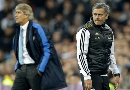 "Hubiera cambiado a los once en el descanso": Mourinho