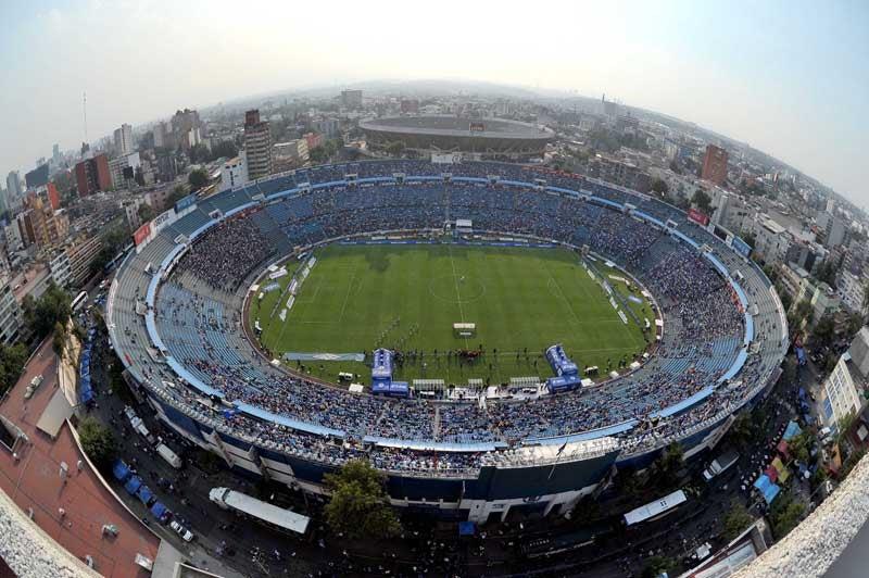 El Azul vibró con la victoria de los celestes. FOTO: RICARDO FLORES