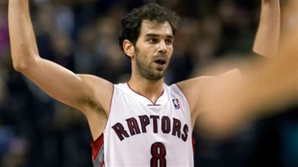 Toronto doblega 92-77 a Cleveland