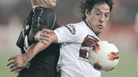 Camoranesi es ofrecido al Atlas