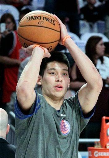 Jeremy Lin se prepara para el juego de novatos. FOTO: AP