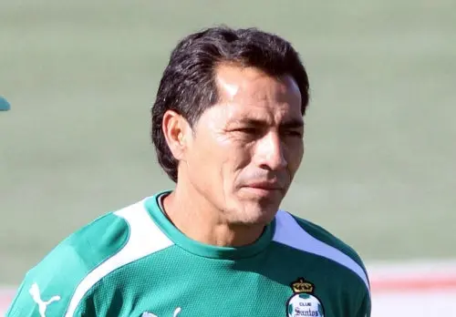 Galindo afirma que Crosas no tiene seguro su lugar como titular