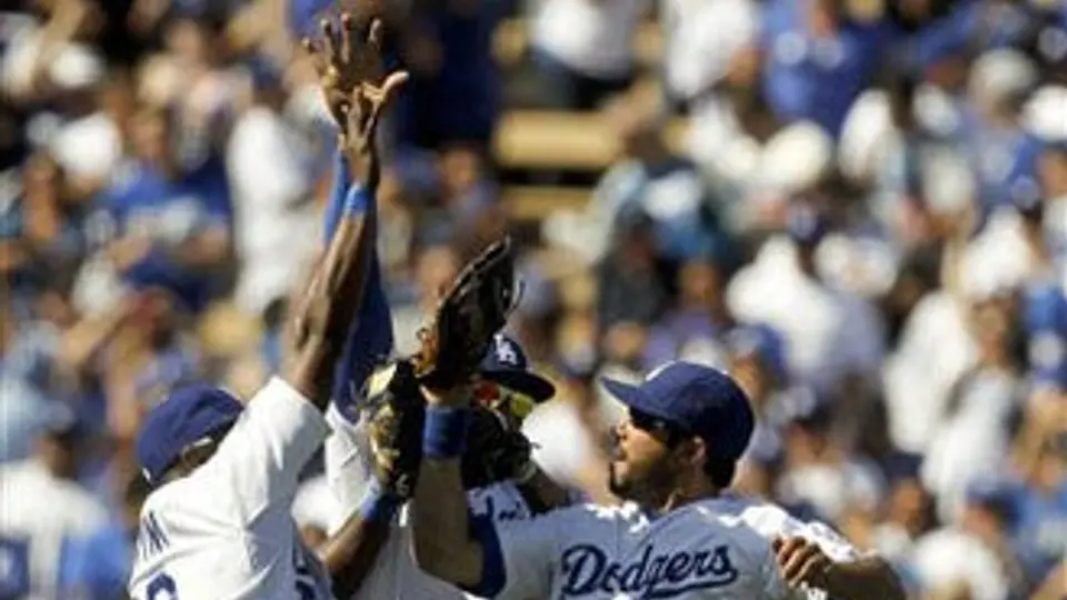Dodgers vencen a Piratas en casa