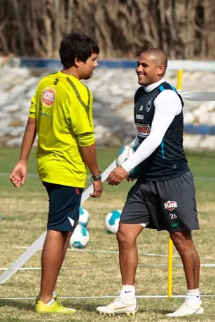 Chupete sonríe en los entrenamientos