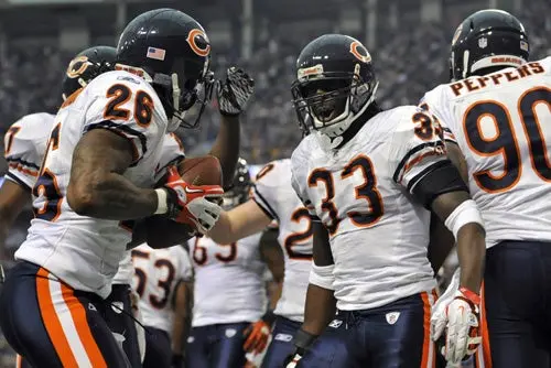Chicago termina bien la temporada al vencer 17-13 a Minnesota