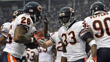 Chicago termina bien la temporada al vencer 17-13 a Minnesota